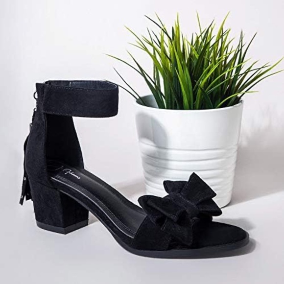 J. Adams April Heels-Black - Picture 1 of 8